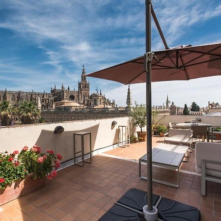 Puerta Del Leon Lägenhet Sevilla Exteriör bild